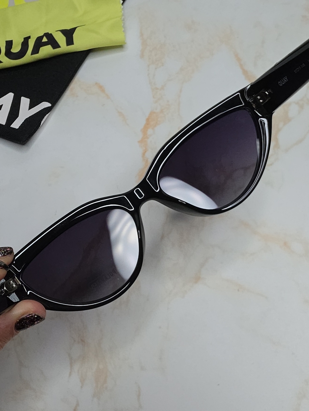 QUAY "NARROW DOWN" Black Cat Eye Frame / Smoke Polarized Lenses Sunglasses - Picture 8 of 11